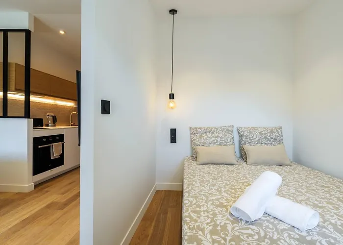 Magnifique Boulevard Gambetta - B Апартаменты *